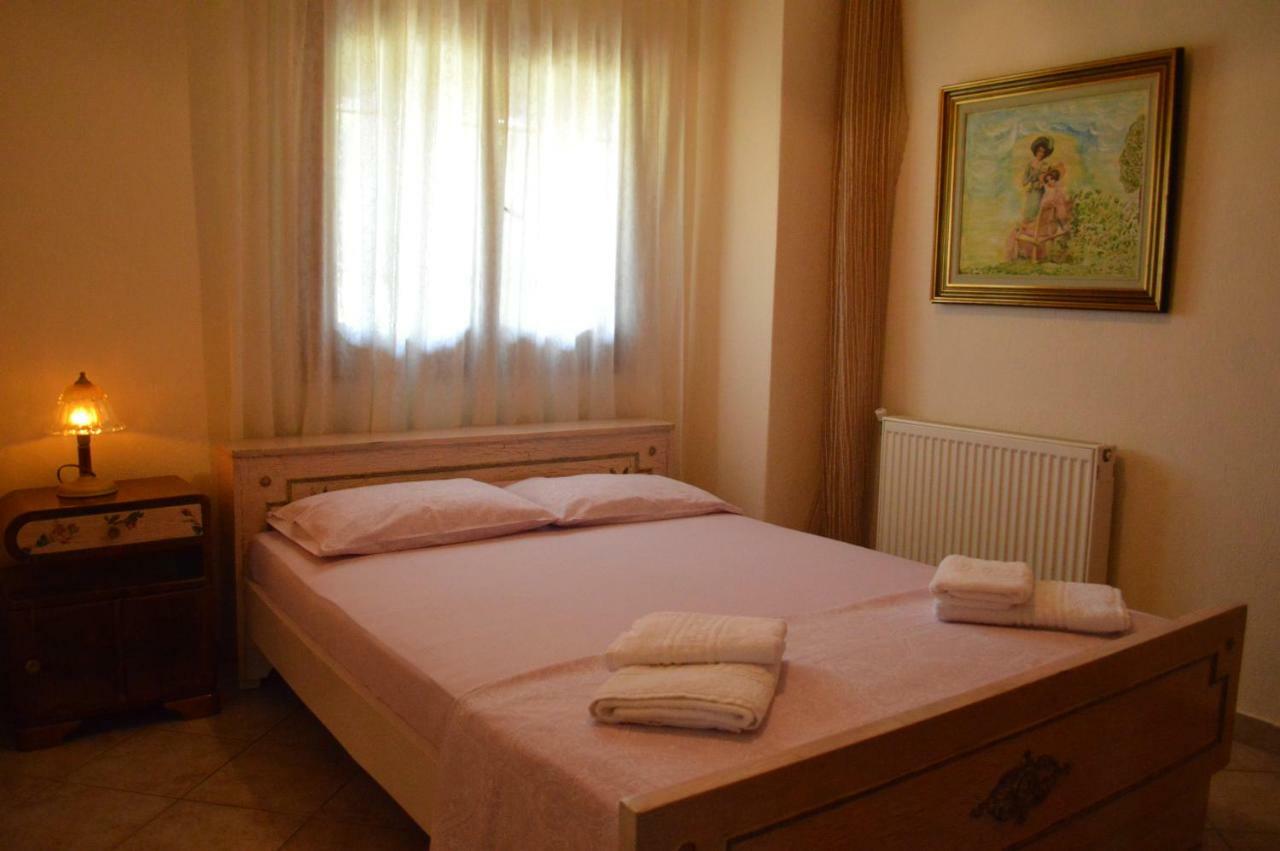 Vintage Home Никити Экстерьер фото